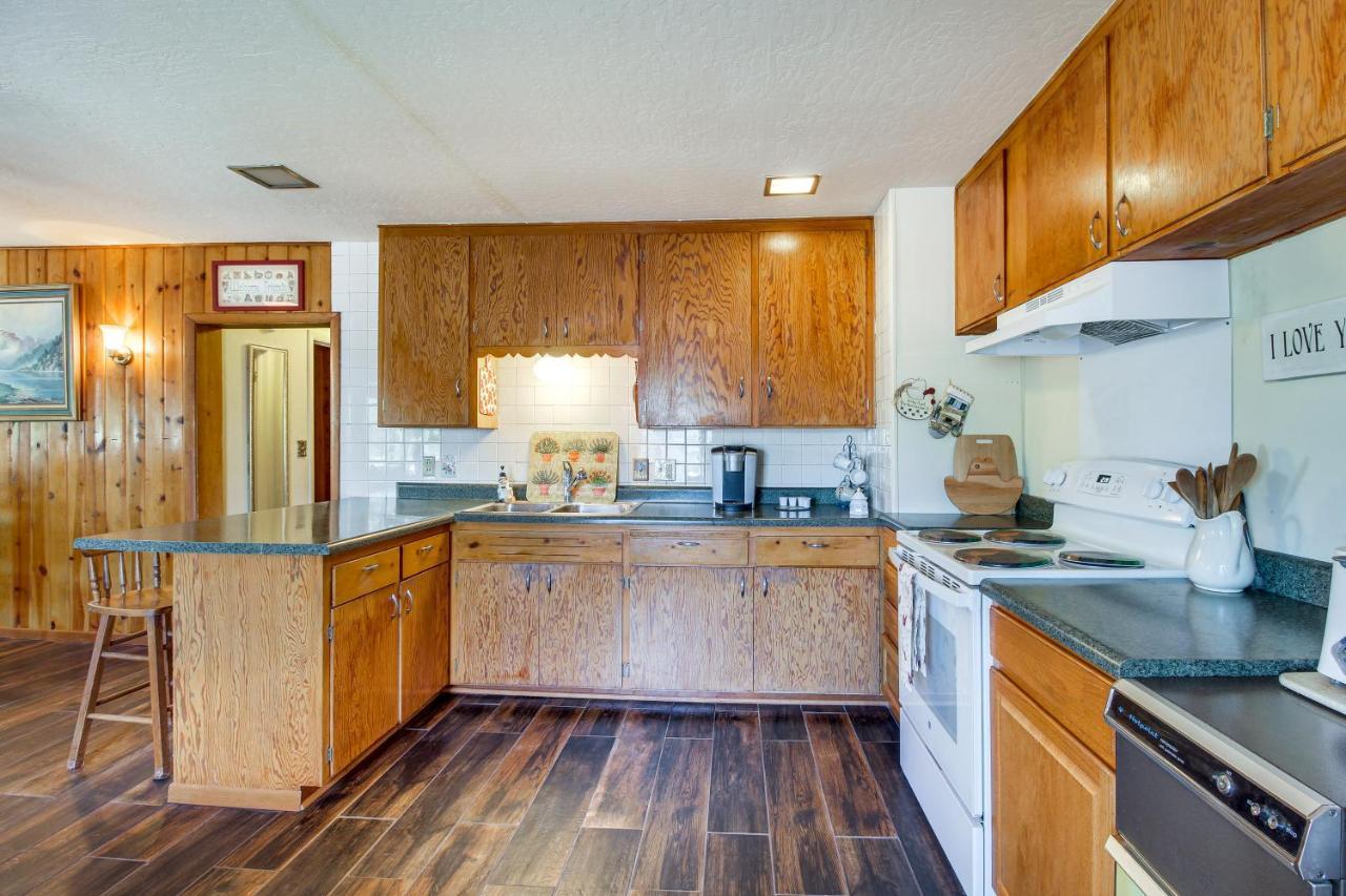 Laptop-Friendly Lakeside Cottage Stay With Gas Grill Pinetop-Lakeside Exterior photo